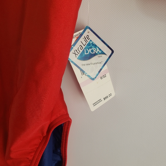 Speedo size 6/32 life guard suit - Picture 3 of 7